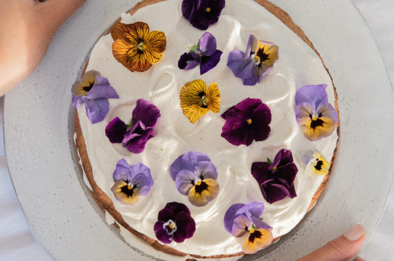 Vanilla Floral Cake