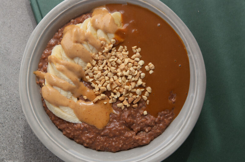 Snickers Oatmeal⁣