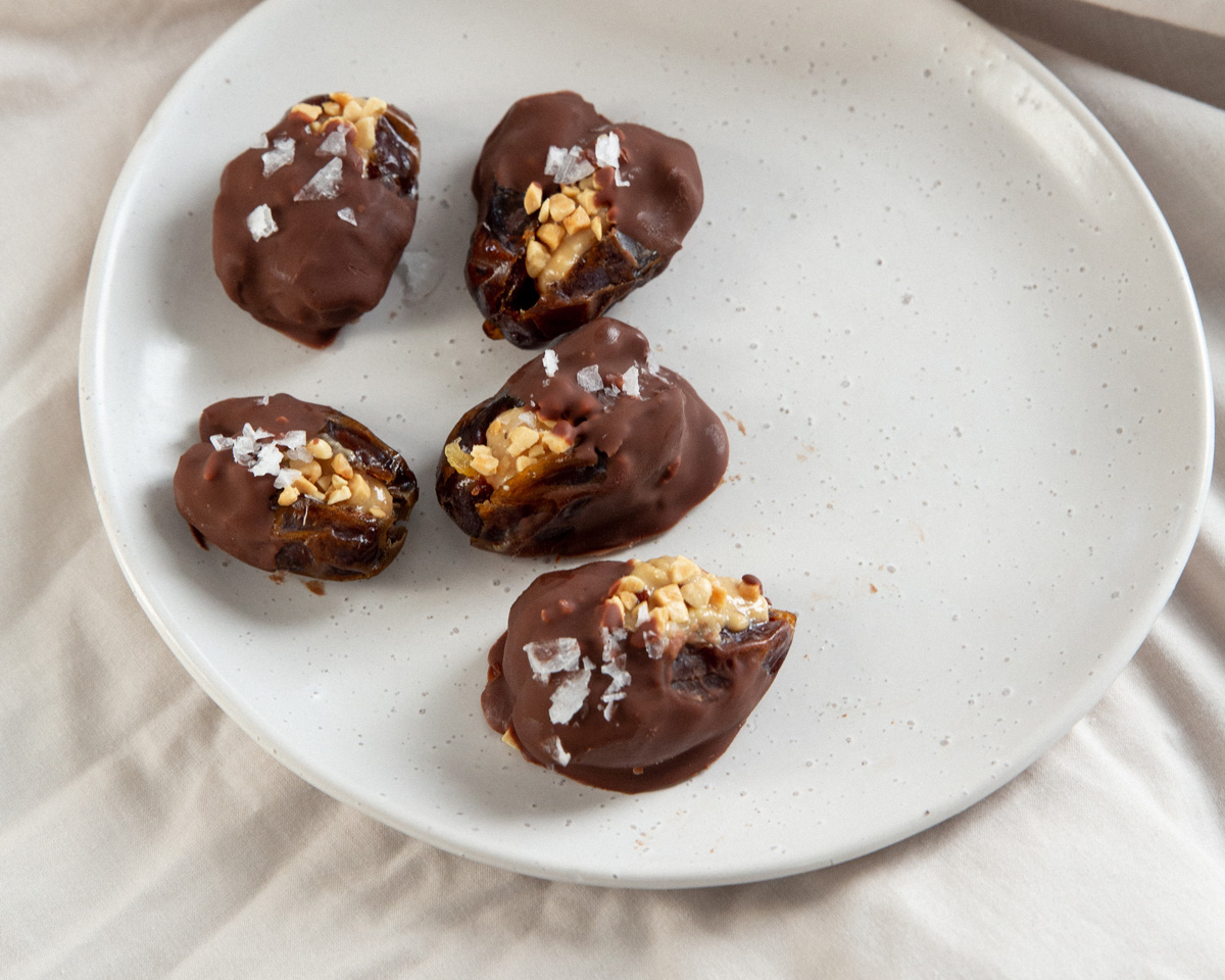Chocolate Hazelnut Dates⁣ Emily Grace Food