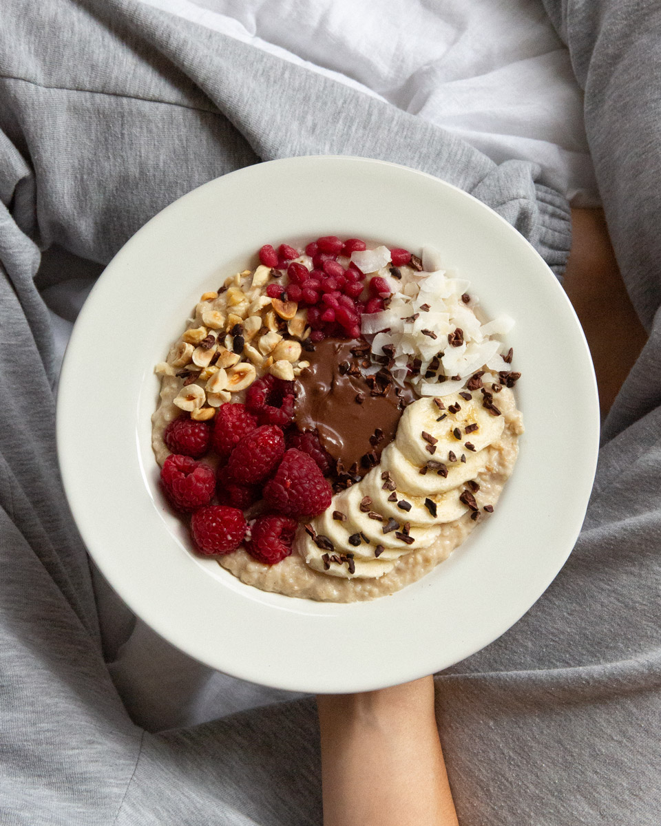 hazelnut berry oats oatmeal bowl