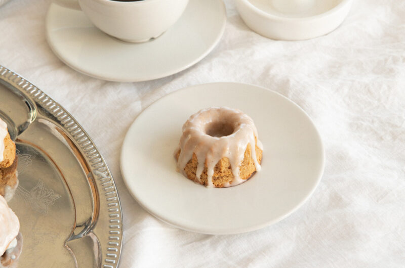 Mini Vanilla Bundt Cakes