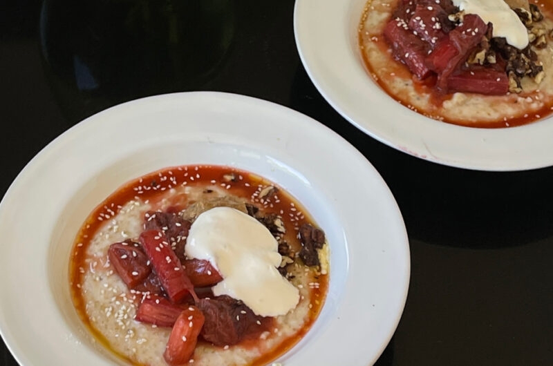 Spiced Rhubarb Porridge